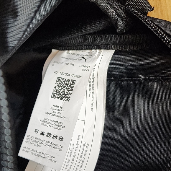 NWT Puma Journey Black Crossbody Bag Unisex Sports bag - Picture 8 of 15